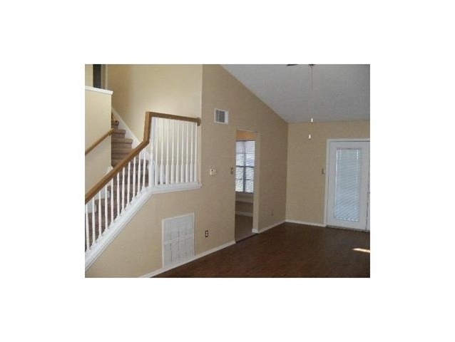 6733 Dandelion Drive - Photo 4
