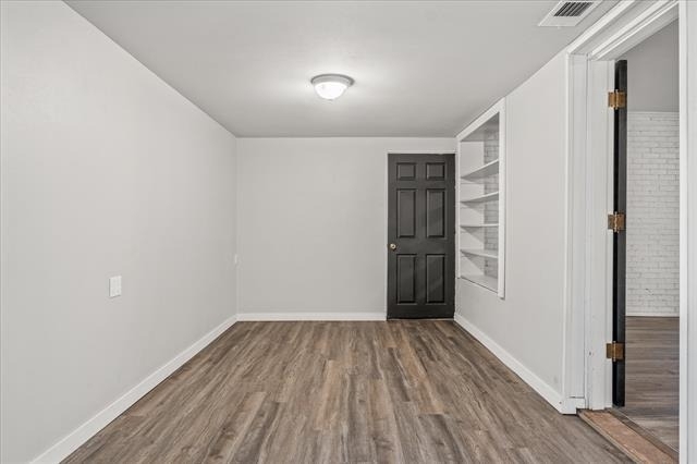 175 E Elm Street - Photo 6