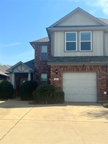 937 Spring Valley Plaza - Photo 1