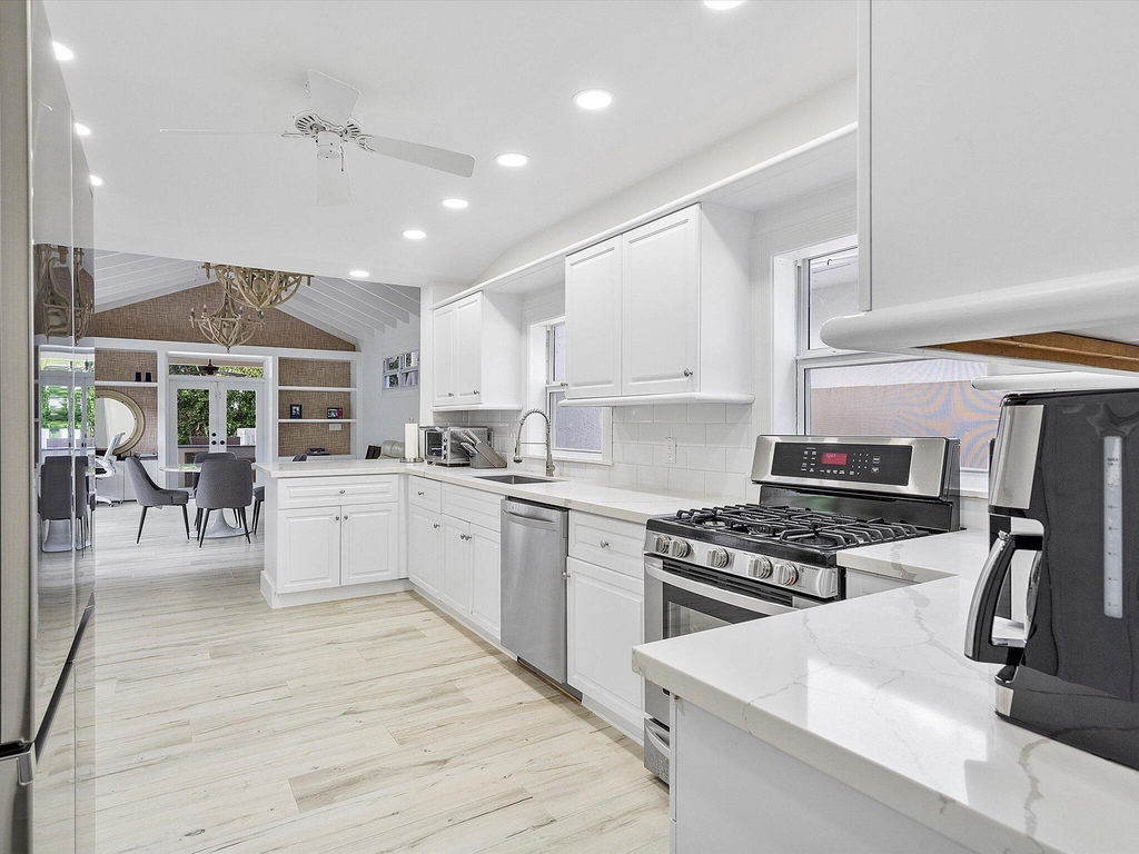 411 Poinciana Drive - Photo 13