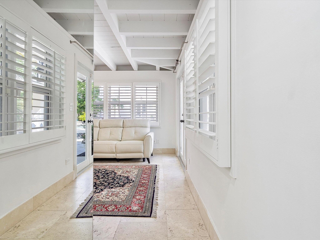 411 Poinciana Drive - Photo 21