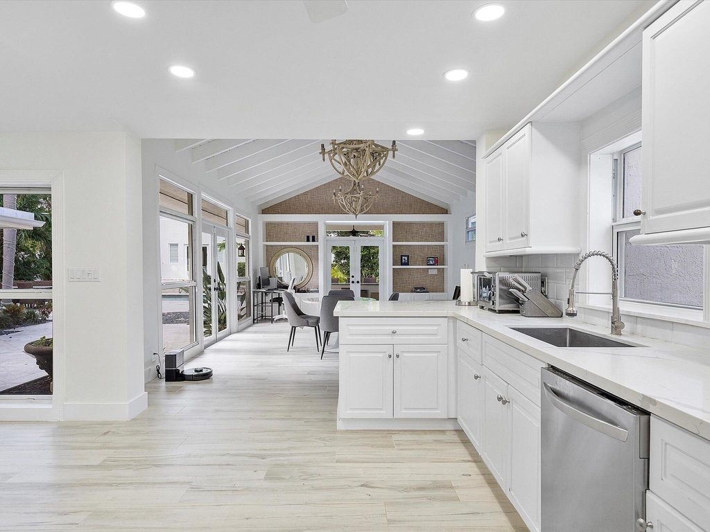 411 Poinciana Drive - Photo 12