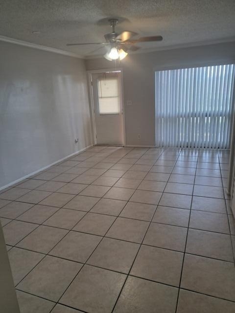 2671 Riverside Drive - Photo 3