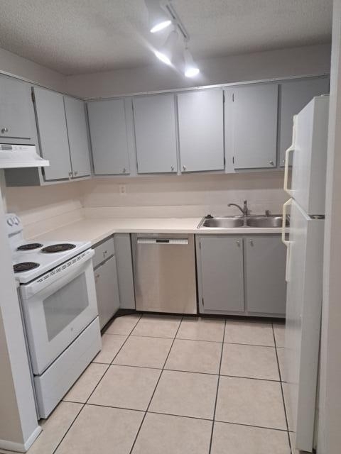 2671 Riverside Drive - Photo 5