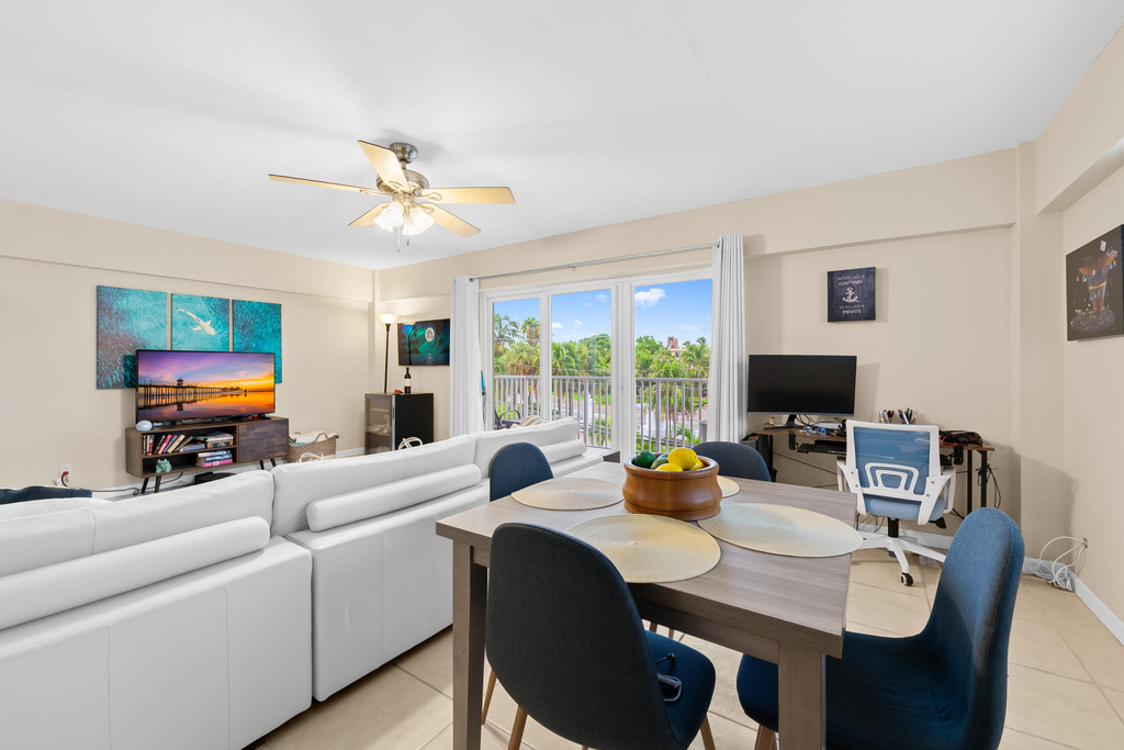 95 N Birch Road - Photo 1