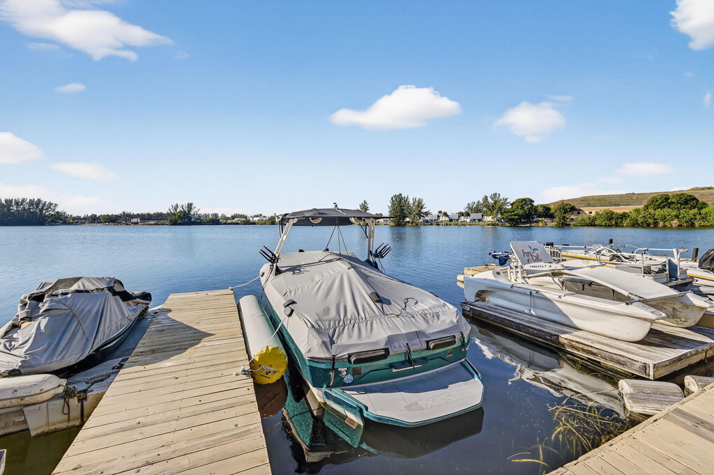 4491 Crystal Lake Drive - Photo 2