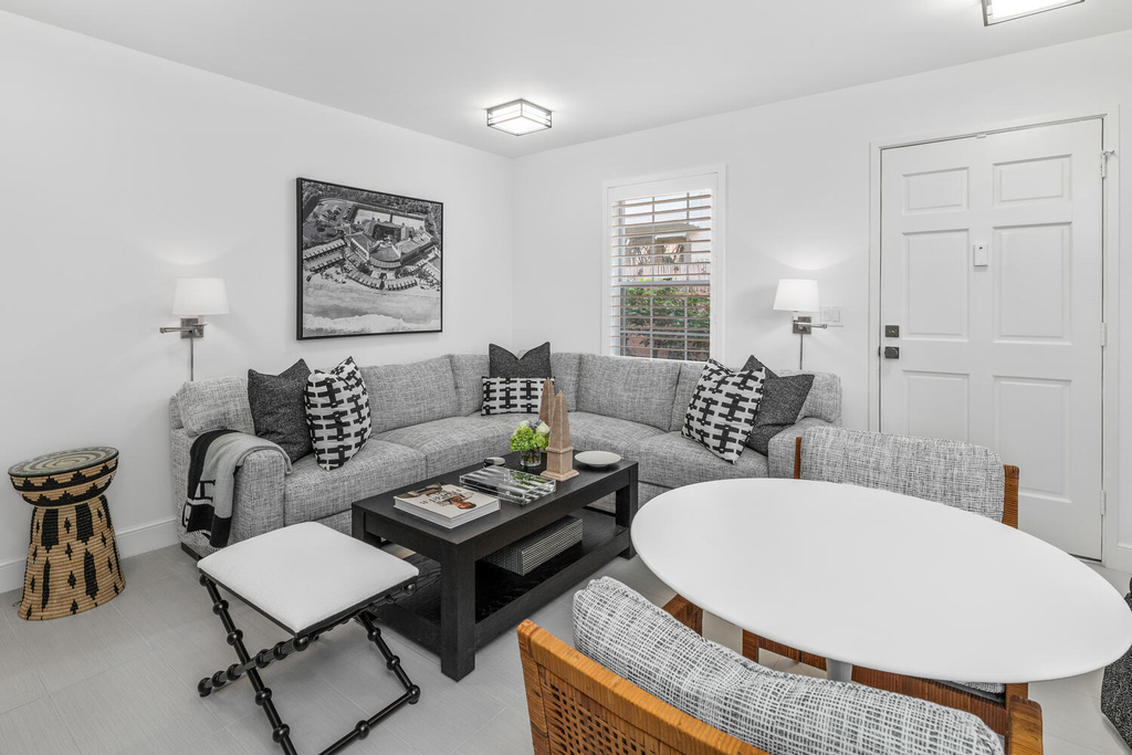 134 Peruvian Avenue - Photo 9