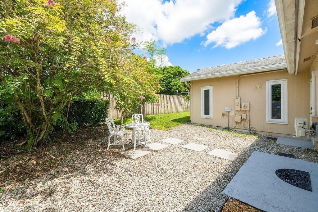 1190 Sachem Head Terrace - Photo 17