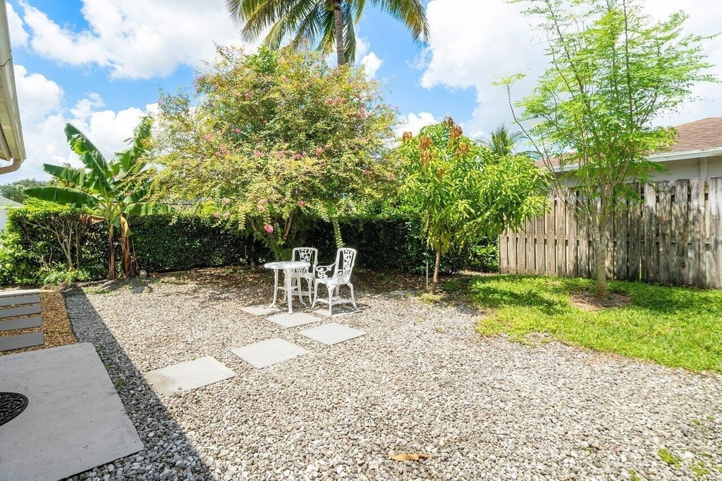 1190 Sachem Head Terrace - Photo 16