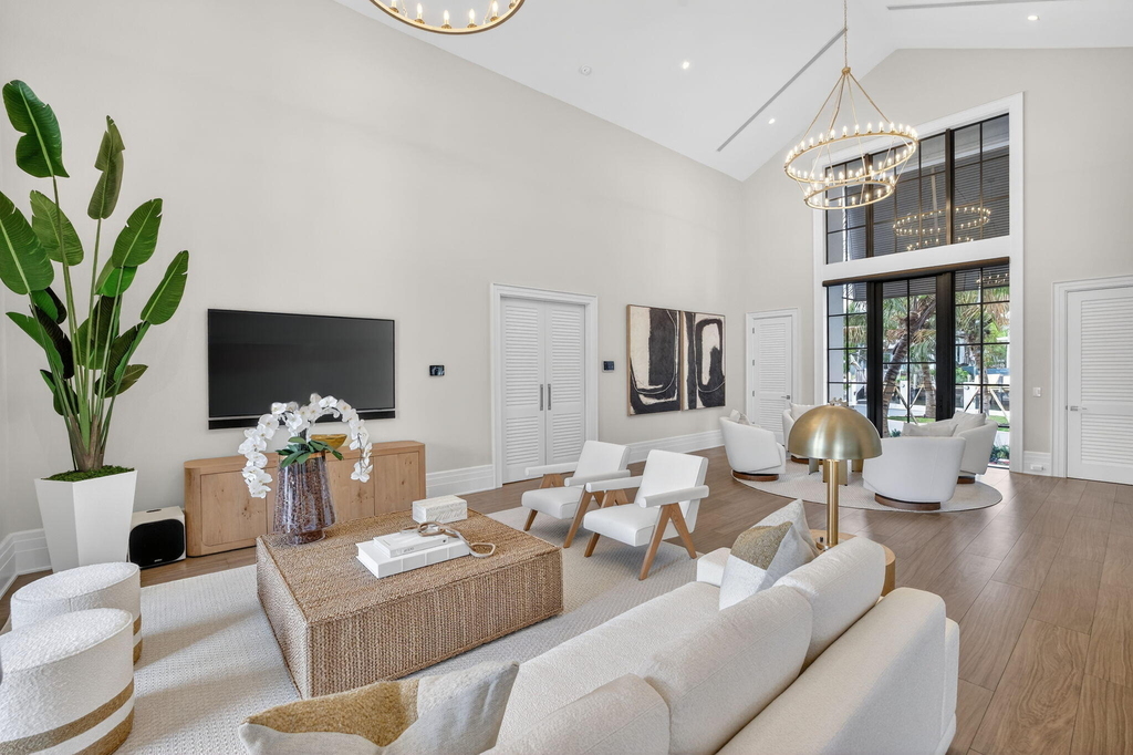 400 Mola Avenue - Photo 22