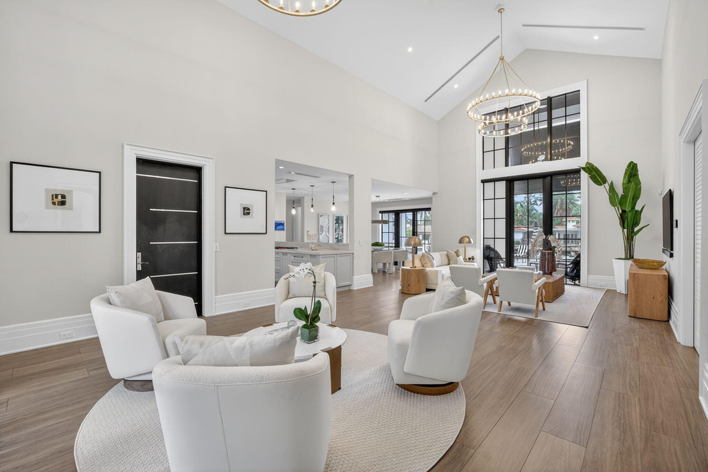 400 Mola Avenue - Photo 13
