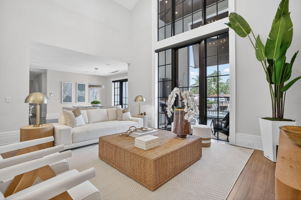 400 Mola Avenue - Photo 18