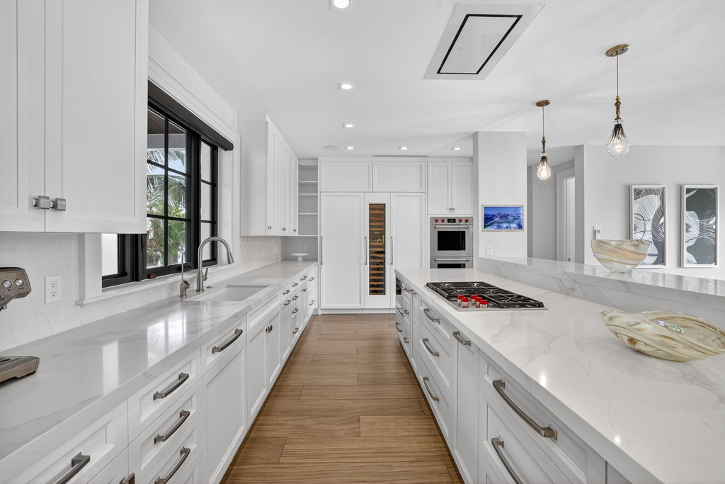 400 Mola Avenue - Photo 24