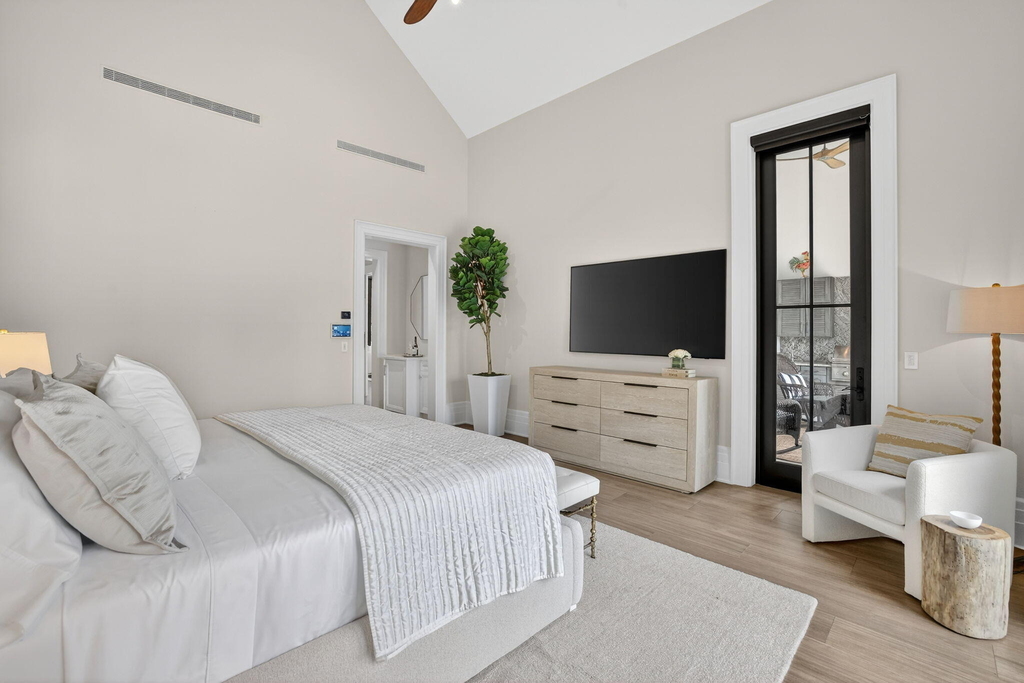 400 Mola Avenue - Photo 36