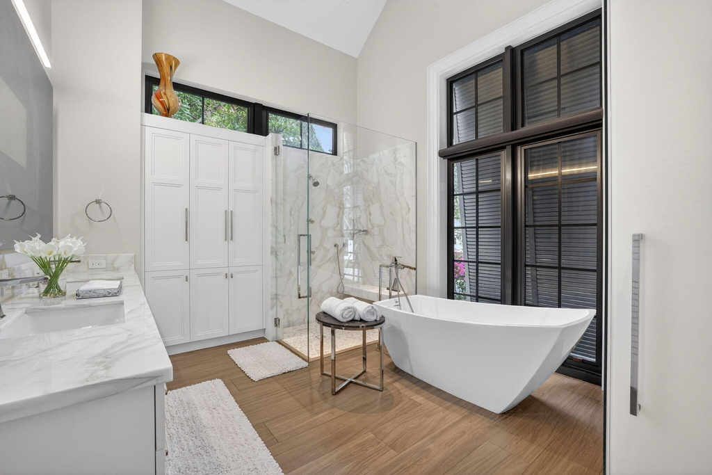 400 Mola Avenue - Photo 38