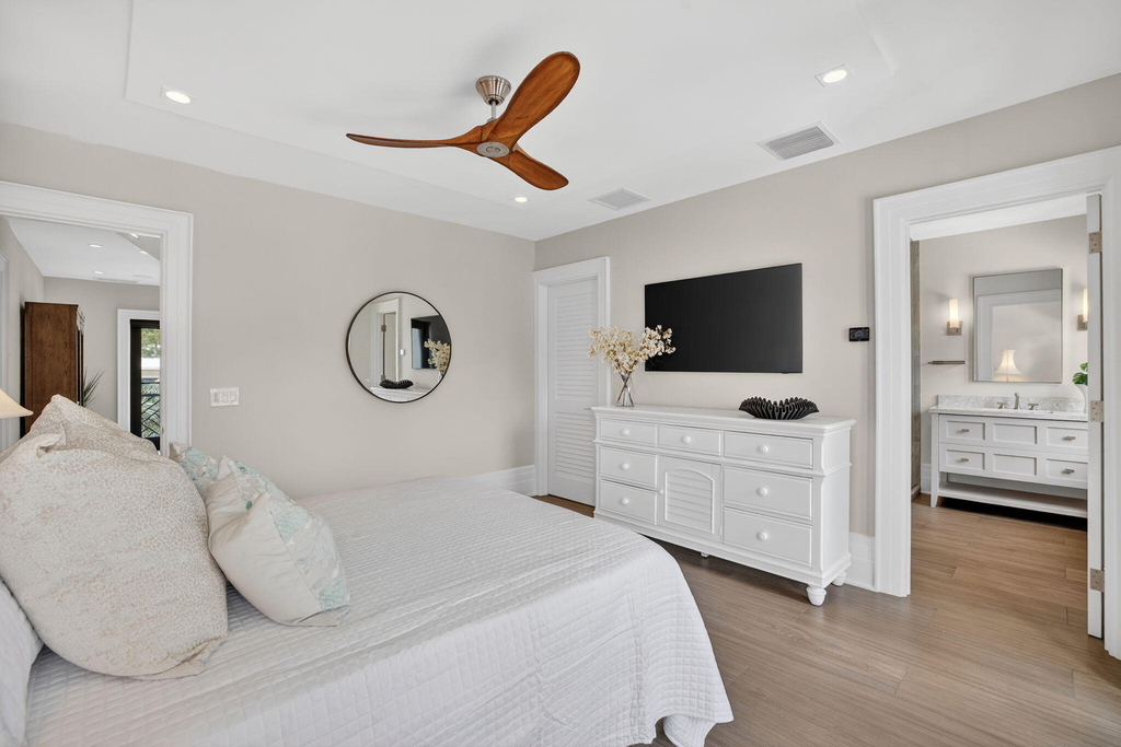 400 Mola Avenue - Photo 67