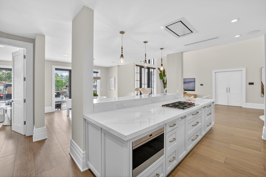 400 Mola Avenue - Photo 26