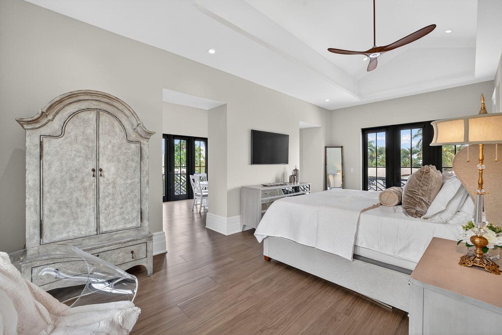 400 Mola Avenue - Photo 56