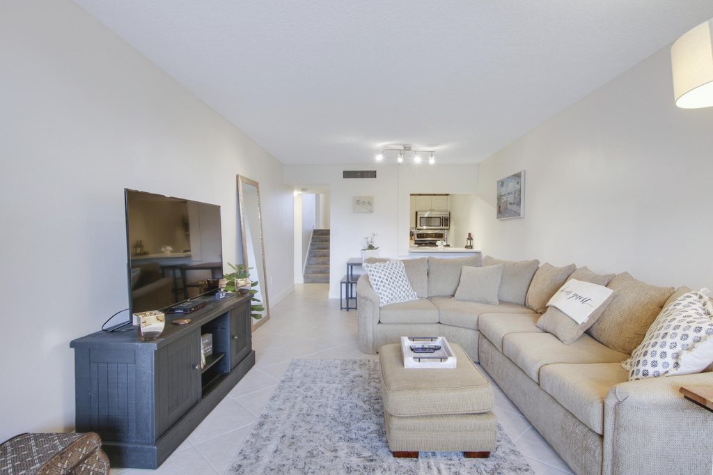755 Dotterel Road - Photo 2