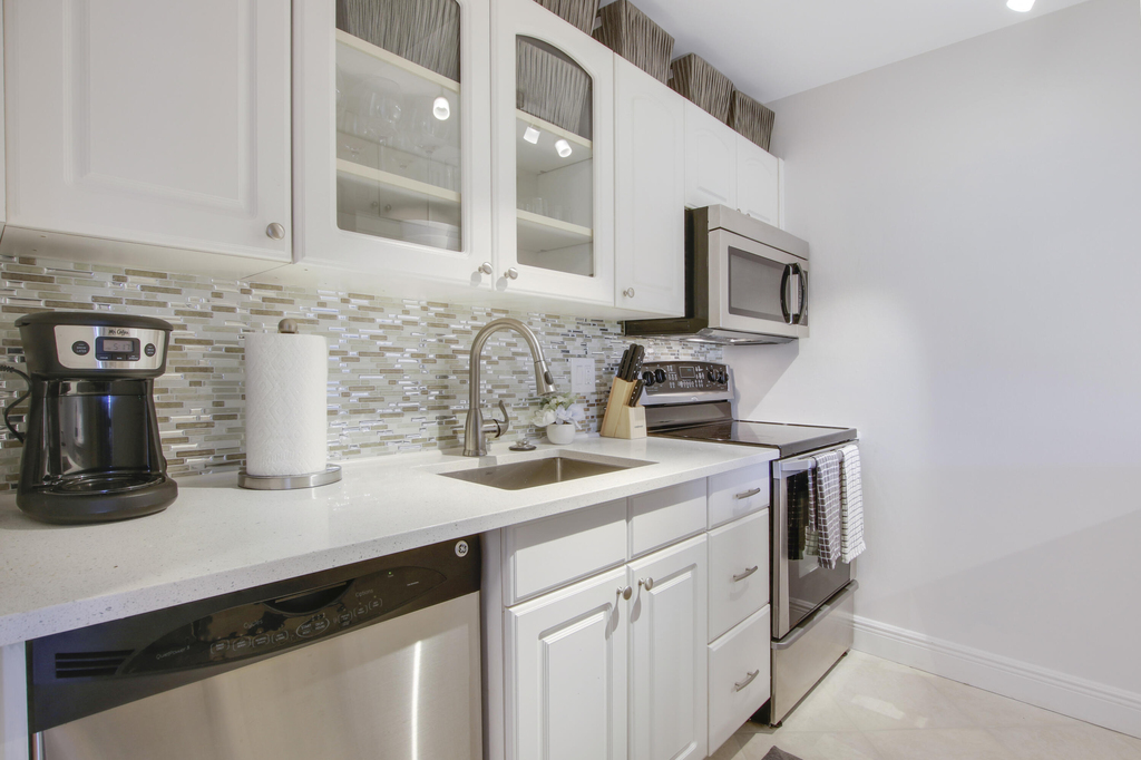 755 Dotterel Road - Photo 0