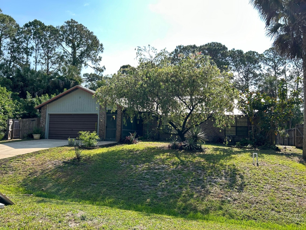 591 Sw Darien Ave Avenue Sw - Photo 0