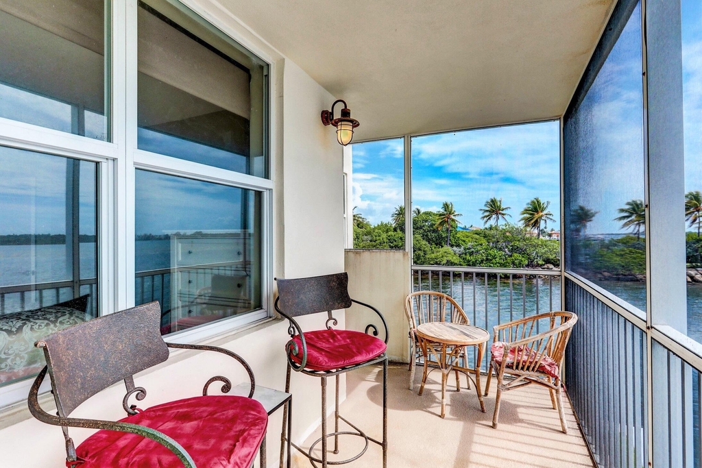 1820 New Palm Way - Photo 9