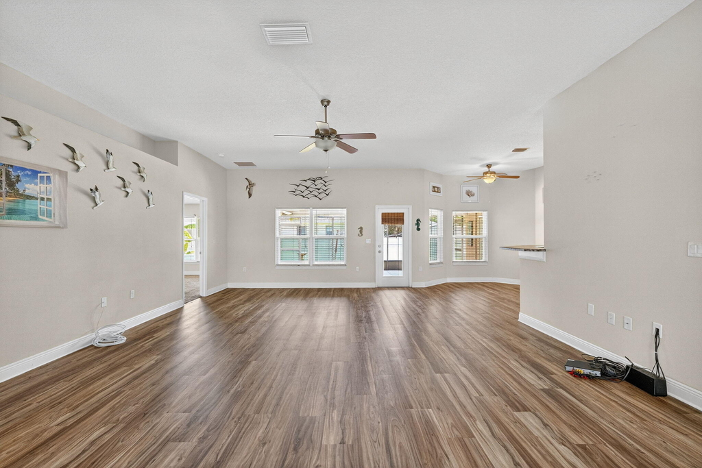 5547 Nw Cordrey Street - Photo 8