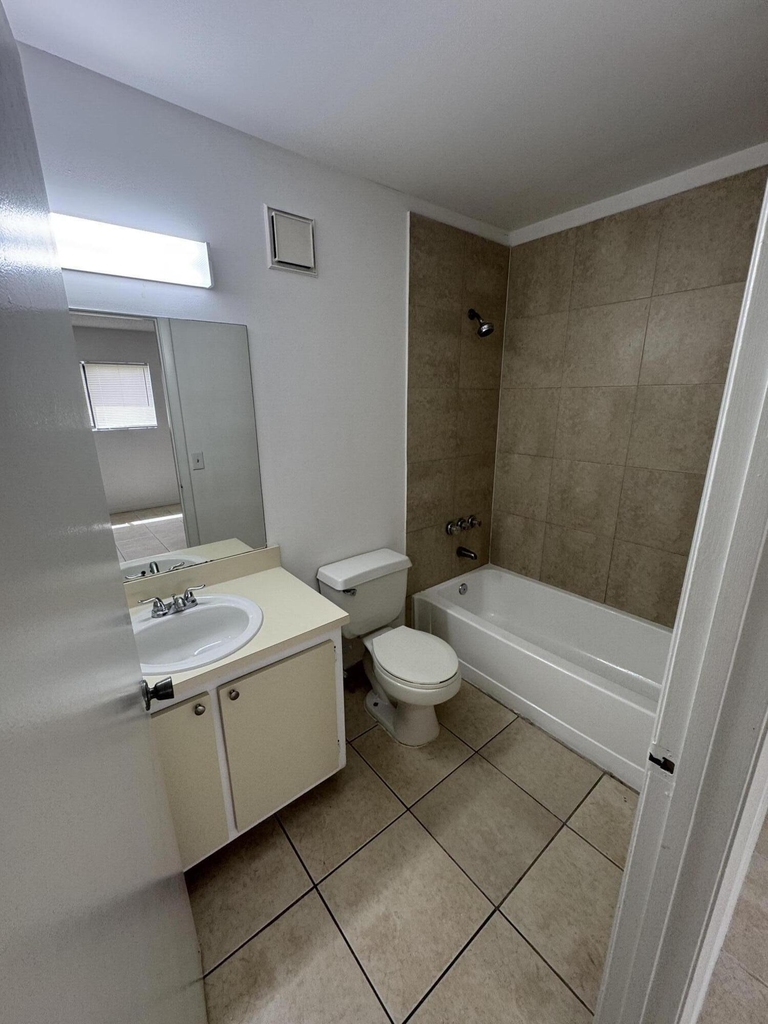 417 E Palm Cir Circle E - Photo 18
