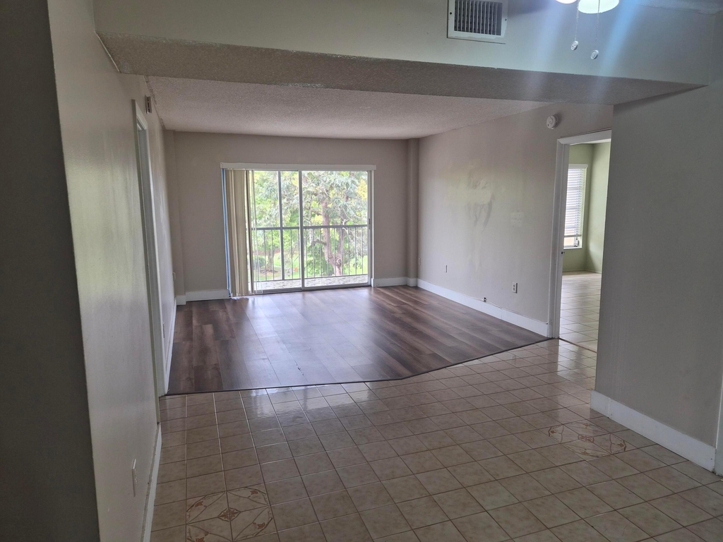 4166 Inverrary Drive - Photo 11