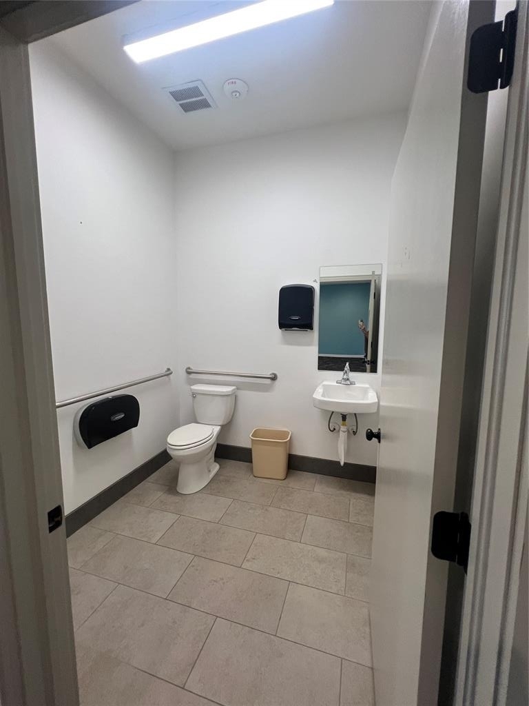 1213 N Green Avenue - Photo 5