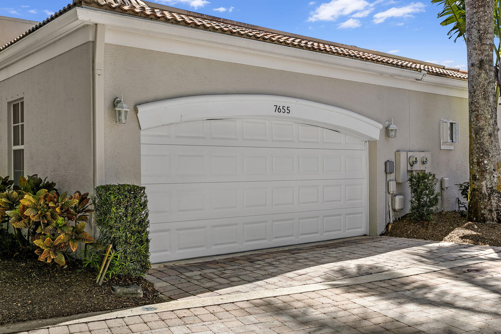 7655 Estuary Court - Photo 14