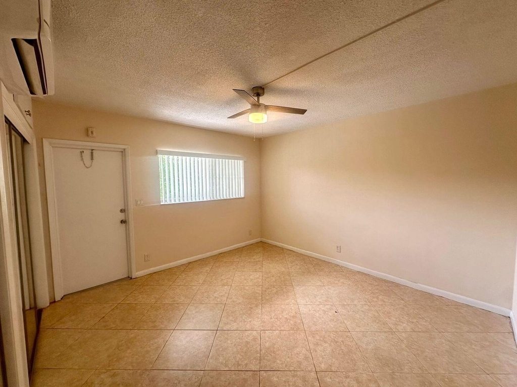 2170 Ne 51st Court - Photo 10