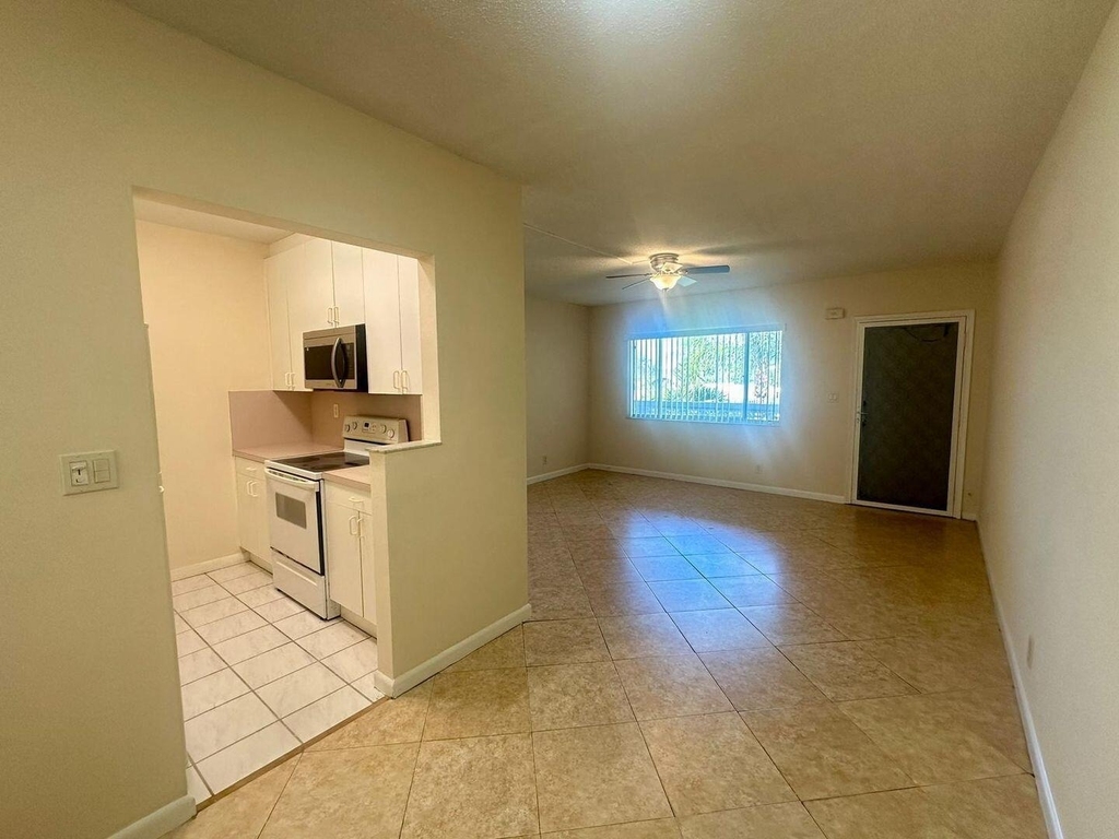 2170 Ne 51st Court - Photo 3