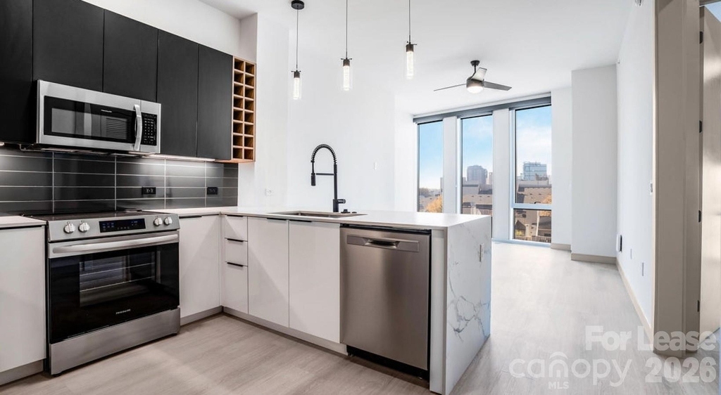 111 E Carson Boulevard - Photo 6