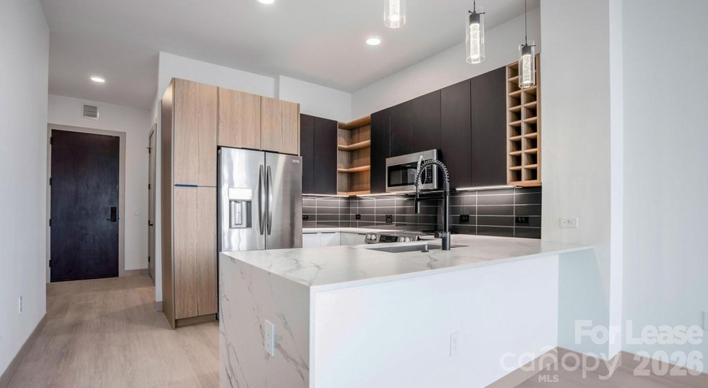 111 E Carson Boulevard - Photo 5