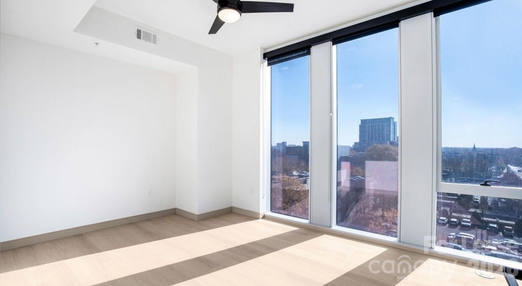 111 E Carson Boulevard - Photo 7