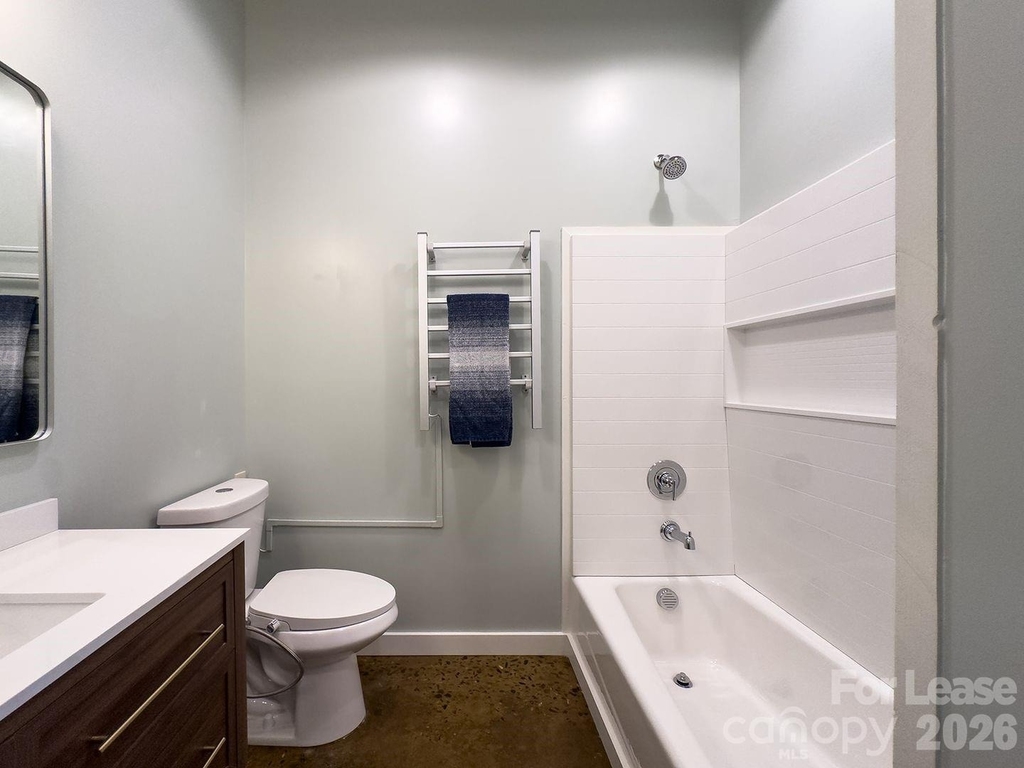 510 S College Street - Photo 4
