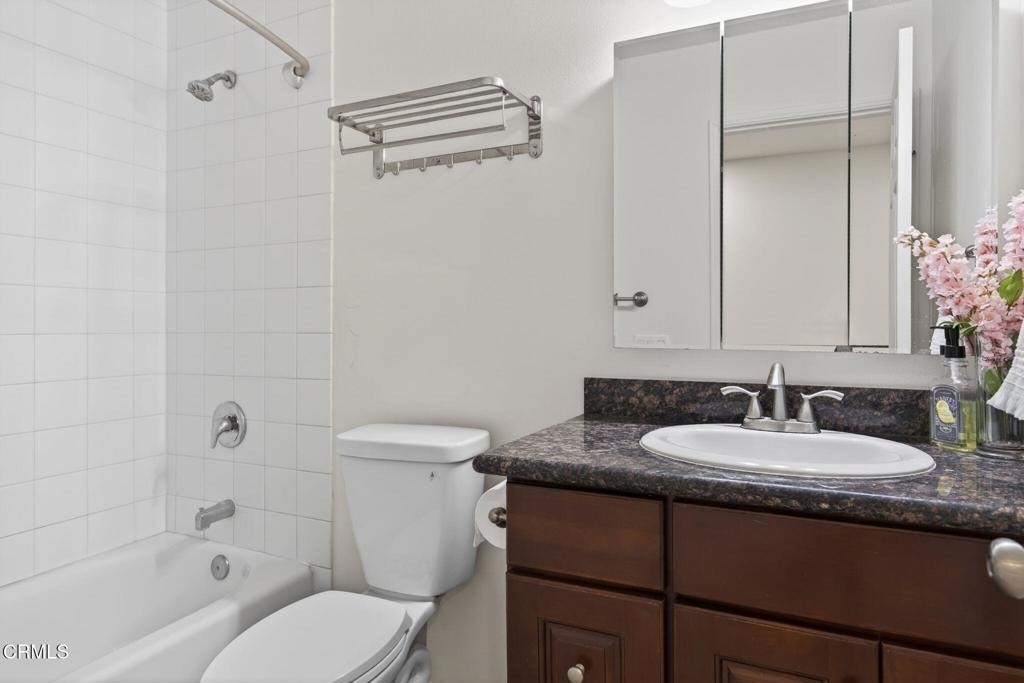 225 S Ventura Road - Photo 15