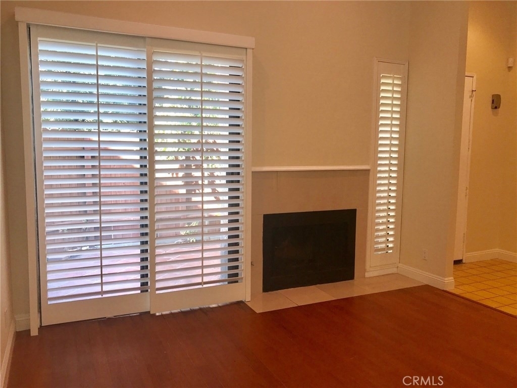 17807 Devonshire Street - Photo 3