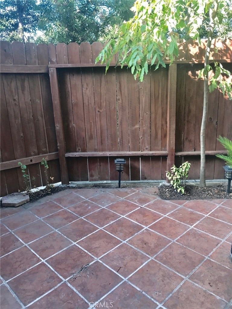 17807 Devonshire Street - Photo 29