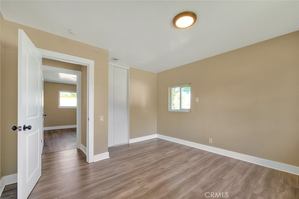 340 W Caroline Street - Photo 11