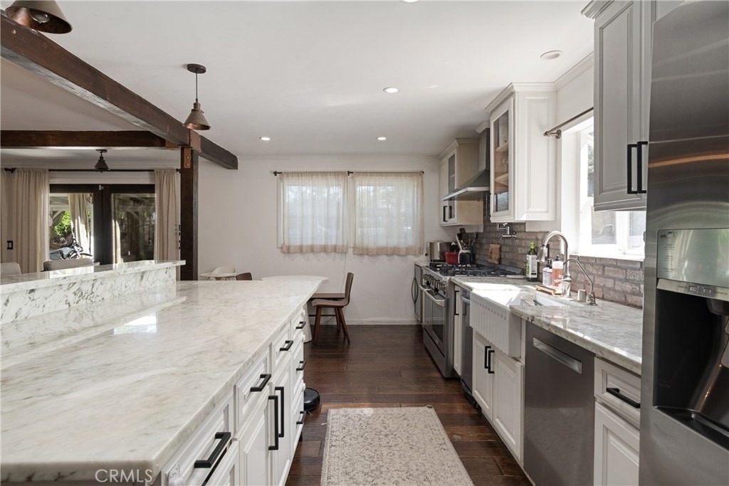 3791 Multiview Drive - Photo 11