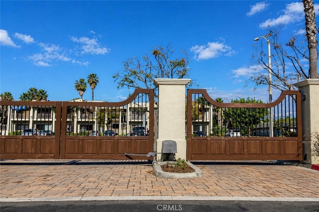 2365 W Canopy - Photo 16