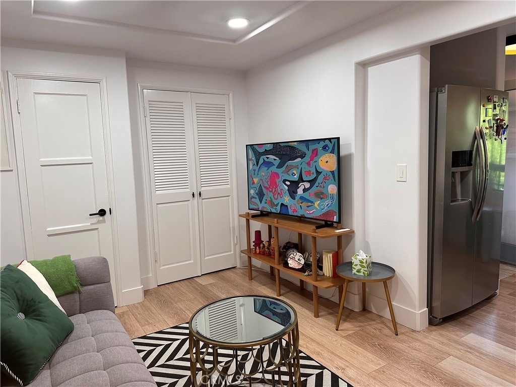 736 Lower Griffith Place - Photo 9