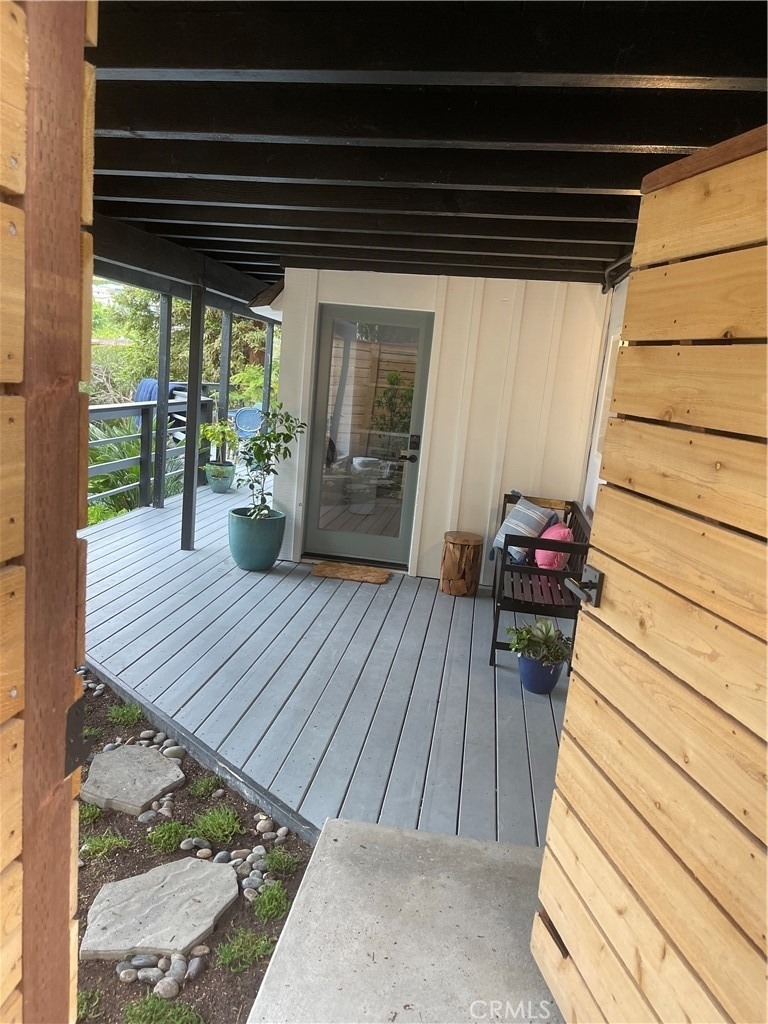 736 Lower Griffith Place - Photo 2