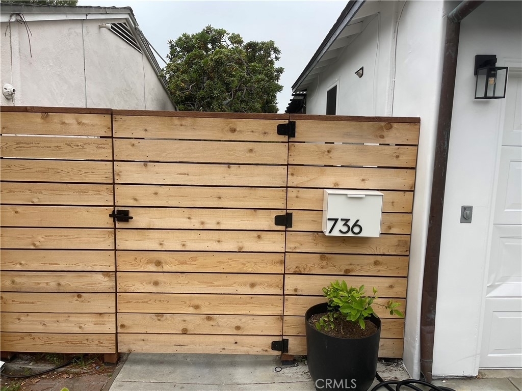 736 Lower Griffith Place - Photo 1