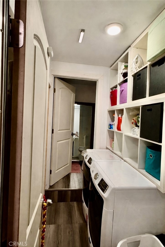 206 E Raymond - Photo 10