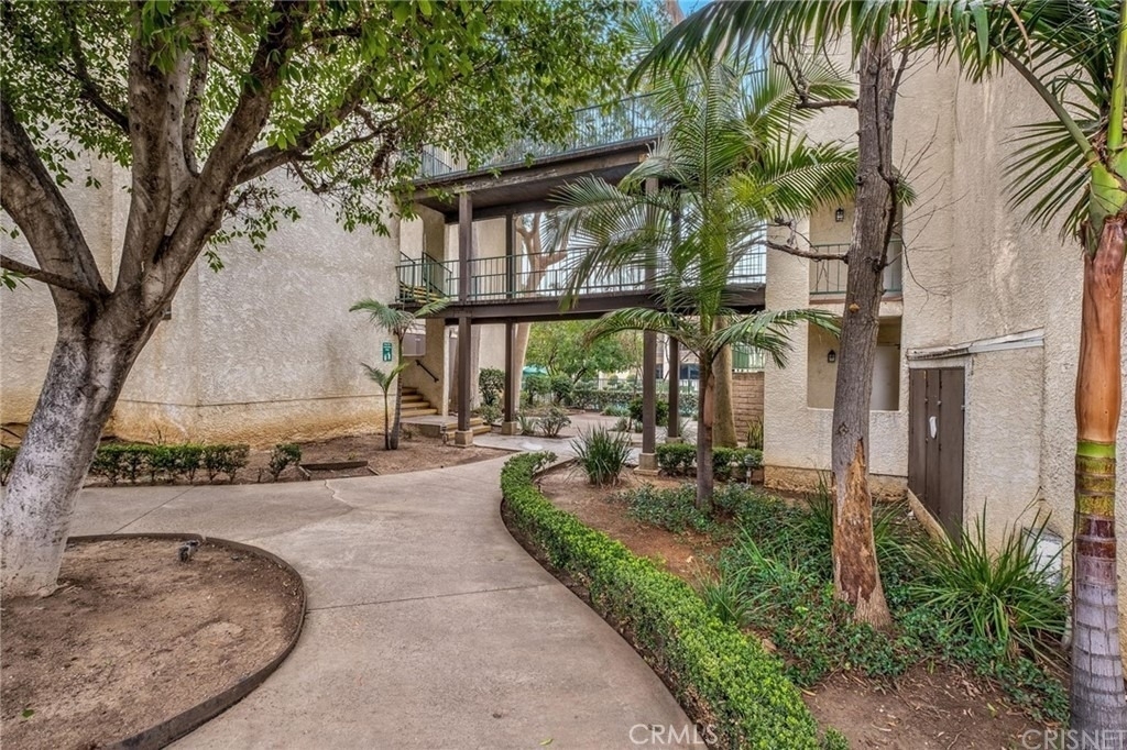 5460 White Oak - Photo 36