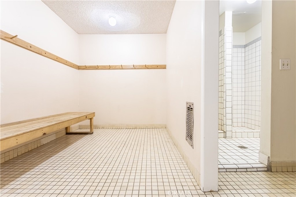 5460 White Oak - Photo 33