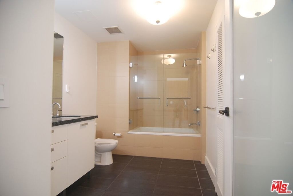 460 S Spring Street - Photo 11